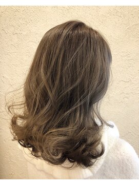 ヌーム 塚本店(NOOM) カラーコレクション