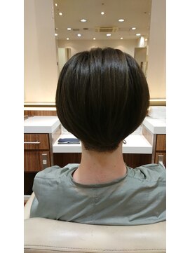 レナークルグラン(LENAHC Le grand) 丸めショート