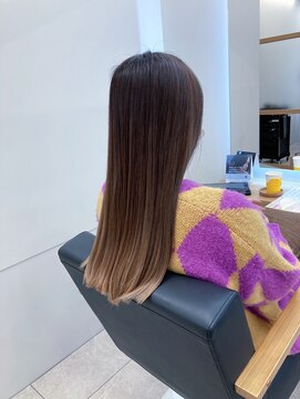 リュクスバトーバイトリコ 船橋南口店(Luxe BATEAU by tricot) 艶感グラデーション/20代30代40代