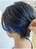 20代30代大人可愛い透明感ネイビーイヤリングカラーショートボブ
