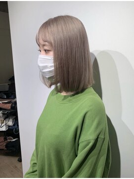 リヴゴーシュ(rive gauche) ホワイトベージュボブ