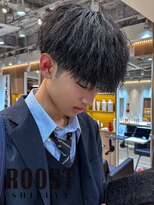 ルースト 渋谷店(ROOST)&nbsp;ソフト縦落ちツイストスパイラルパーマ