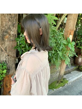 ミント(mint) オリーブグレージュ/オリーブ/赤み除去/ボブ