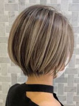 トゥルートラスト 和戸店(True Trust) 大人可愛いデザインカラー ハイライト バレイヤージュ アッシュ