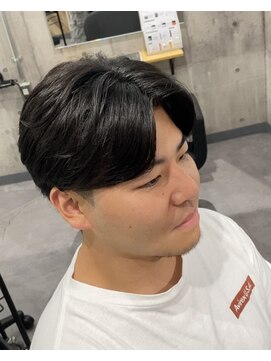ビカムメンズヘアー 栄店(become men's hair) ビジネス毛流れニュアンスセンターパート