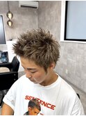 ニュアンスカラー/ハイトーンカラー/ツーブロック/モテ髪