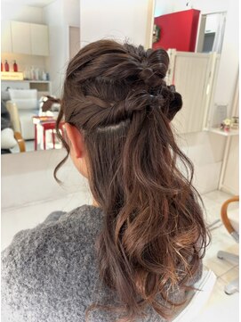 ライズヘアー(Rise hair) ハーフアップ