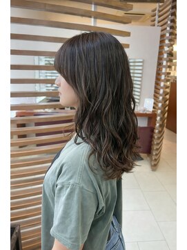 ラシェンテ エイジア 高槻(La Sente Aja) Color Lounge|ナチュラルグレージュハイライト