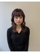 アトリエイトワ(atelier ittowa) ミルクティーブロンド/ダークブルー/デジタルパーマ