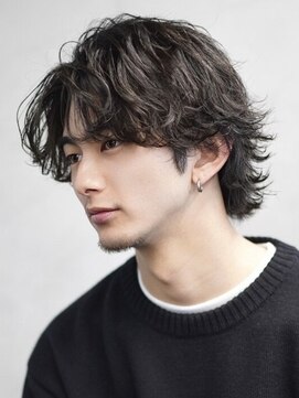 フィフス トウキョウ (fifth TOKYO) 渋谷シャドウパーマメンズカットルーズセンターパートウルフ緩め