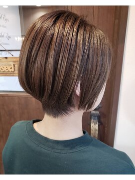 ヘア ケア ディエイチケー(HAIR CARE DHK) くびれショートボブ