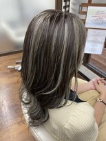 ヘアメイク オレンジトレ(Hair Make ORANGE tre)&nbsp;外国人風バレイヤージュ/ハイライトカラー/アッシュグレージュ