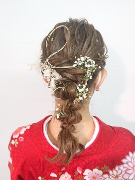 ヘアアンドメイク ゼン ヨコハマ(Hair&Make ZEN YOKOHAMA) 袴の着付け・編みおろし