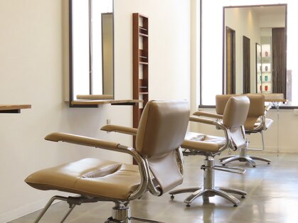 ヴェイスサロン(Vase Salon)の写真
