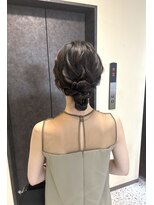 ミラ(Mila)&nbsp;ゆるっと感がかわいい＊ゆるふわアップ/結婚式.お呼ばれ