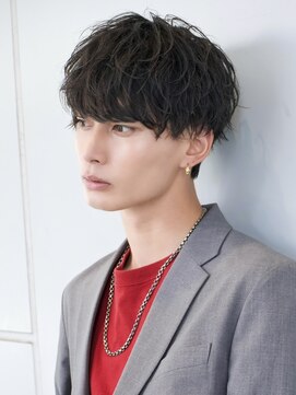 メンズマッシュ無造作ソフトツイストスパイラルパーマ黒髪