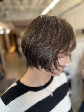 ライツ オオサカ(Litze osaka) ショート×極細ベージュハイライト【中阪】