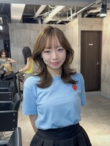 メゾン(Maison)&nbsp;小顔ハッシュレイヤーカット透明感グレージュ