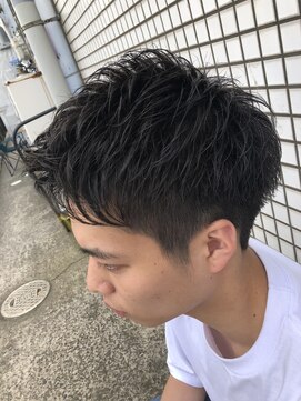 ハンズ(HANDs) ショートマッシュ  アップバングスタイル