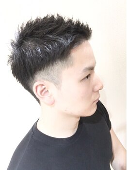 エースヘアガーデン(ACE HAIR GARDEN)の写真/仕事帰りの来店もOK！男性オーナーがマンツーマンで施術