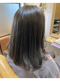 アッシュベージュ