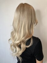 フツーロ 栄(FUTURO) プルエクステ