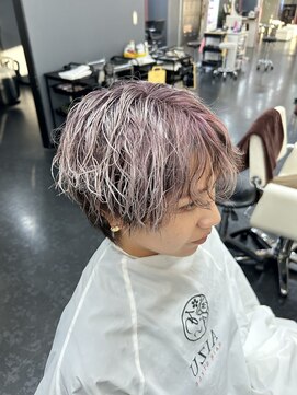 アイズ 本厚木(AIZU) ハイトーンカラー シャドウルーツ