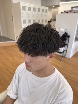 ビカム 名駅(become) ツイストスパイラル/縦落ちパーマ/ツイスパ/メンズパーマ