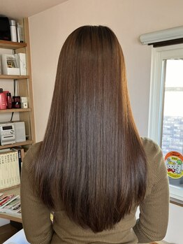 アオソラ美容室(AOSOLA)の写真/＜髪質改善トリートメント＞頭皮ケアメトリートメントで、あらゆる髪の悩みに。ツヤとやわらかさが続く髪へ