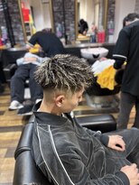 バーバーブロス(BAR BER bro's)&nbsp;ツイストパーマ×メッシュ