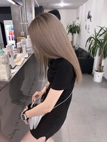 キング(K!ng)&nbsp;縮毛矯正髪質改善ハイライトレイヤーカット枚方美容室エクステ