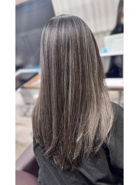 アルマヘア(Alma hair) 【アッシュ系】ハイライト