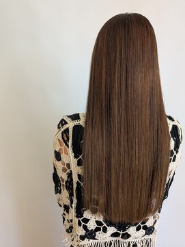 クララ トヨハシ(CLALA Toyohashi) 酸熱髪質改善トリートメント