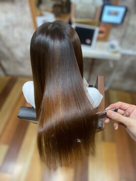 イエローコーン 金沢文庫店(YELLOW CORN) 金沢文庫で叶う艶髪髪質改善縮毛矯正ストレートヘアスタイル