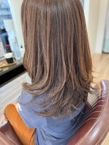 ビーズ ノイ(BEE´Z ＮＥＵ)&nbsp;レイヤーロングスタイル10.11フェイスフレーミング