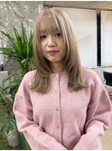 ハイトーンベージュ