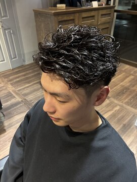 【サラリーマン必見】20代ビジネスパーマツーブロック