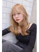 アルマフォー(Alma four)&nbsp;ブロンドベージュ