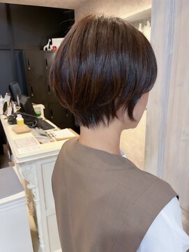 キャアリー(Caary) 福山人気20代30代マロンブラウン骨格補正くびれショートパーマ