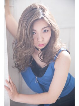 ヘアーサロン ラ シュシュ(HAIR SALON La chou chou) 透ける髪色　ハイライト×アッシュベージュ