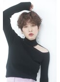 ヘルシーレイヤー黒髪ベリーショート