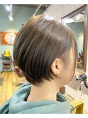 《Kiko＊おすすめ》レザーカットで無造作ショートヘア＊