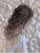 モアナ バイ ヘッドライト 沖縄東崎店(Moana by HEADLIGHT)&nbsp;Moana東崎#ハイライト#グラデーションカラー#ベージュ