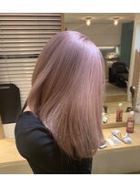 エイト新宿店(EIGHT shinjuku)&nbsp;ホワイトピンクベージュ　EIGHT shinjuku【エイト】新宿店　阿部