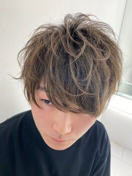 エイブルヘアー(able hair)の写真/トレンドサロンableで個性派スタイルを楽しもう！メンズもデザインカラーやパーマでオシャレ男子に★