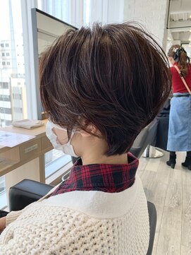 アーロン(aaron) 【サロンワーク】ナチュラルウェーブのハンサムショート。