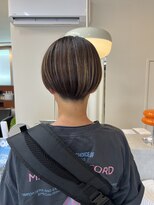 ヌック(the neuk)&nbsp;サイドとバックは刈り上げ/トップは伸ばし中