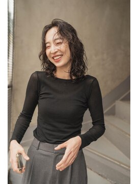 ビビト(bibito) bibitoウェーブパーマ くるくるパーマ ミディアムパーマ