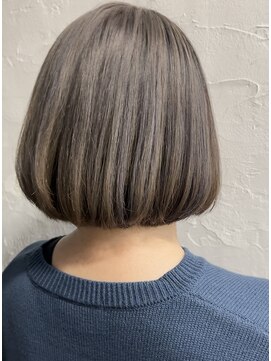 マイレ(maile) 白髪ぼかし×アンブレラカラー