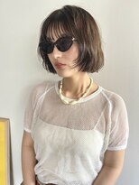 イシュー(issue) ベージュカラーボブ